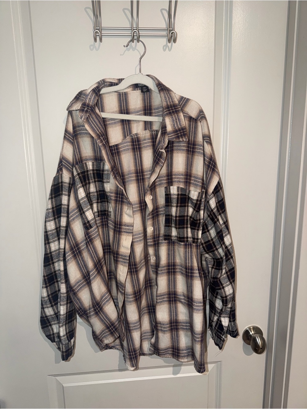 Oversized Plaid Flannel Shirt - Beige & Black
